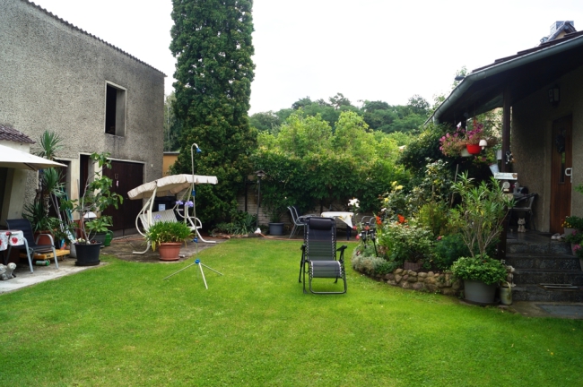 Haus und Nebengelass